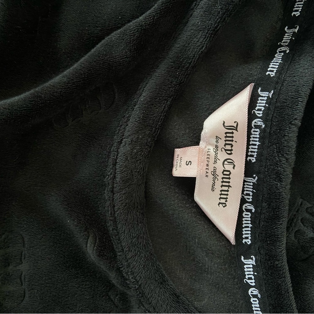 Juicy Coutour Black Y2K Velvet Long Sleeve Shirt Top Women’s Size Small - Picture 6 of 6